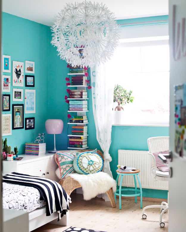 Pink and Aqua | Bedroom Color Schemes: 15 Fabulous Ways To Mix Colors