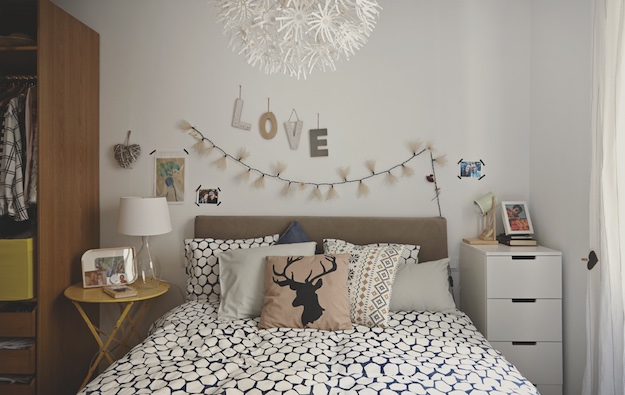 Personalized Decor | Dorm Room Checklist: Essential Items For Your College Room