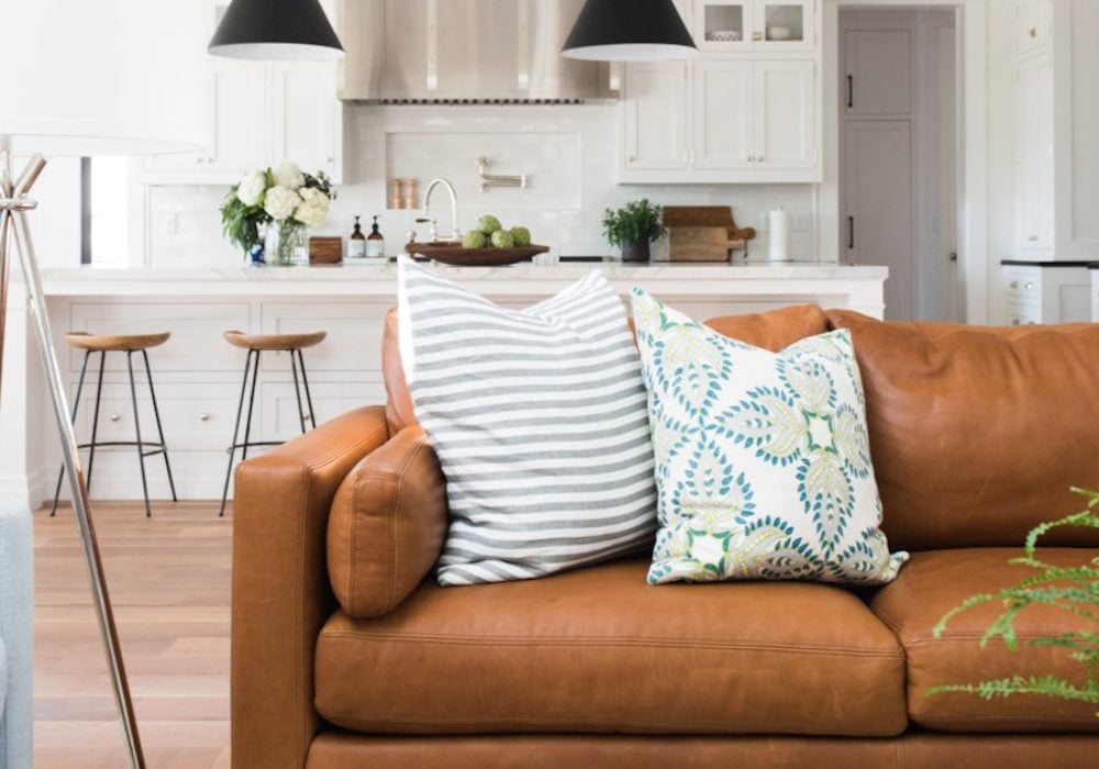 8 Subtle Color Schemes To Make Your Small Living Room Feel Bigger