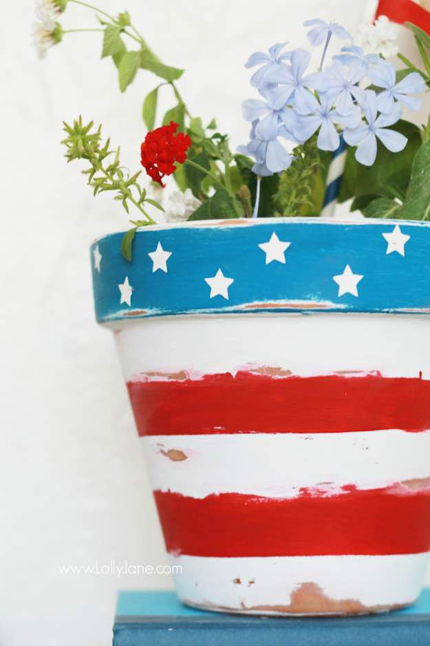Stars and Stripes Flower Pot | The Ultimate Guide To Decorating Your Home For 4th of July