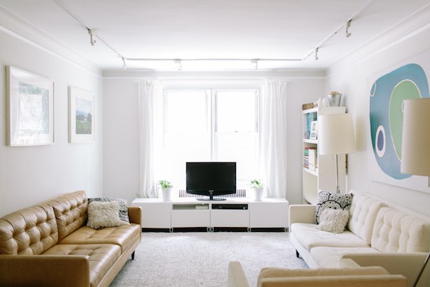 Arrange your furniture well | How To Decorate Small Living Room: Big Ideas For Small Spaces