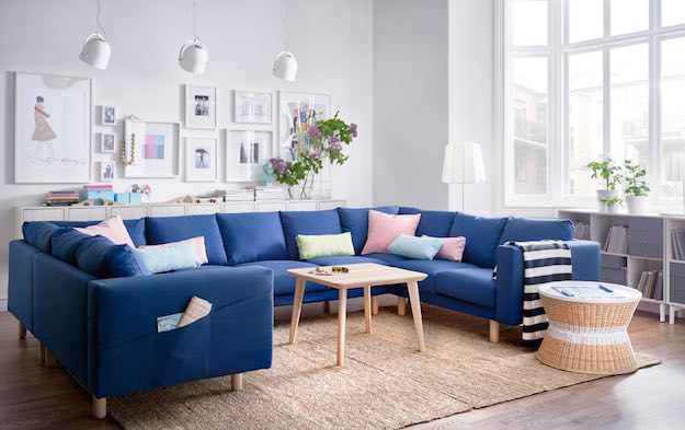 Soft Colors | Modern Living Room Ideas: 21 Stylish Spaces To Inspire You