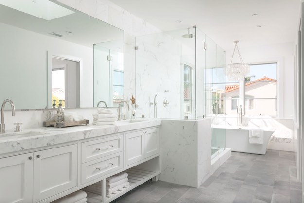 Marble | 21 Stylish Bathroom Themes | Living Room Ideas