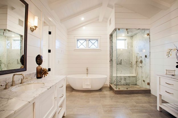 Wood Walls | 21 Stylish Bathroom Themes | Living Room Ideas