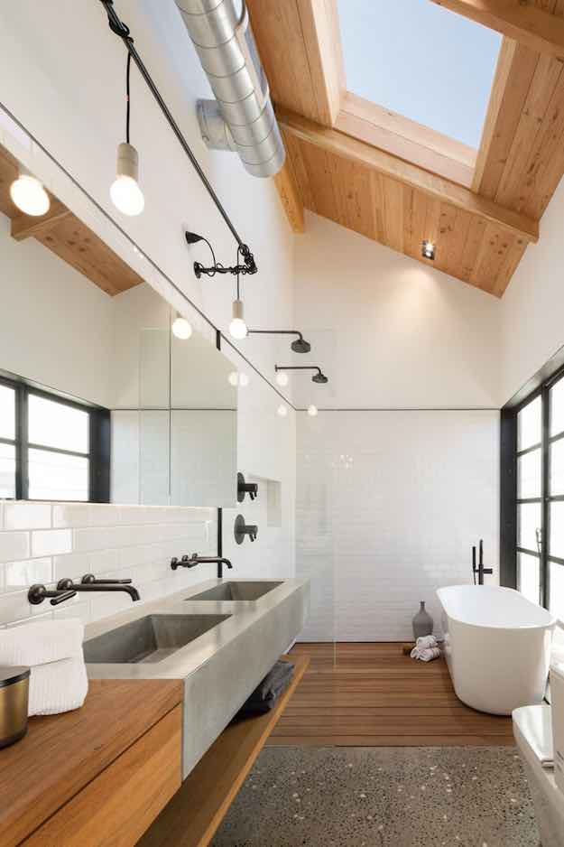 Skylight | 23 Stunning Modern Bathroom Design Ideas