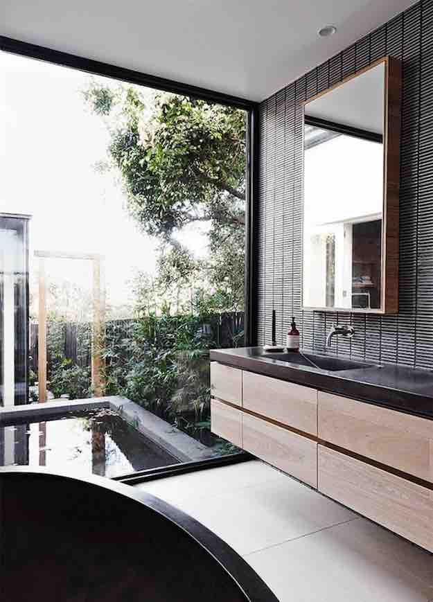 Big Windows | 23 Stunning Modern Bathroom Design Ideas