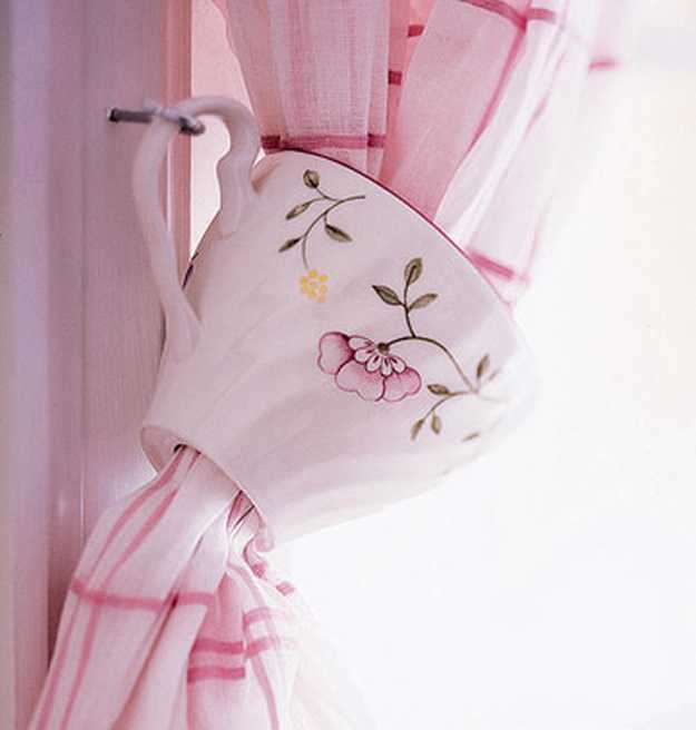 Teacup Tie Back | Inexpensive Ways to Spruce Up Your Living Room Curtains