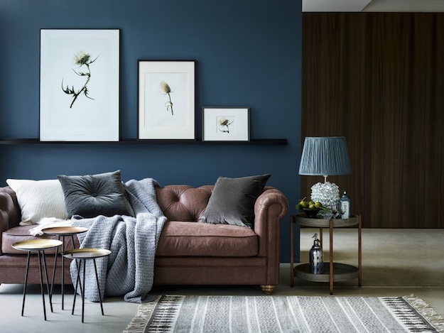 Blue and Brown | Chic Ways To Style A Brown Sofa In Your Living Room