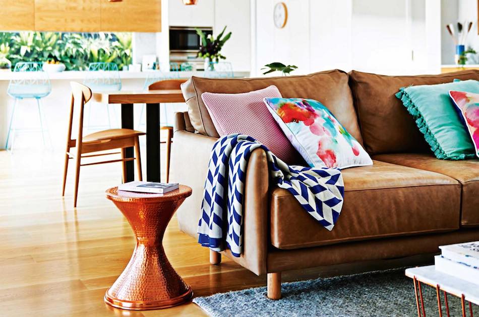 Chic Ways To Style A Brown Sofa In Your Living Room