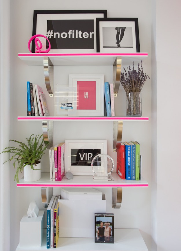 Pops of Pink | Creative Floating Shelves Designs To Inspire Your #Shelfie