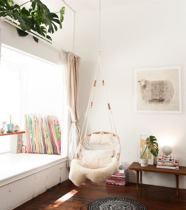 Hanging Reading Chairs | Stylish Reading Chairs To Inspire Your Reading Nook