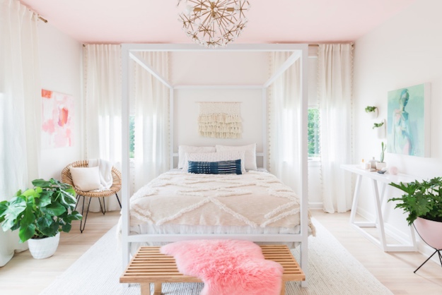 Girly | White Room Ideas: Eye-Catching Ways To Decorate A White Space