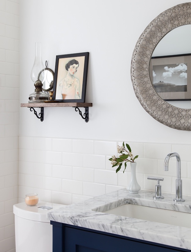 Mix and match | Apartment Bathroom Ideas To Steal For Your Space