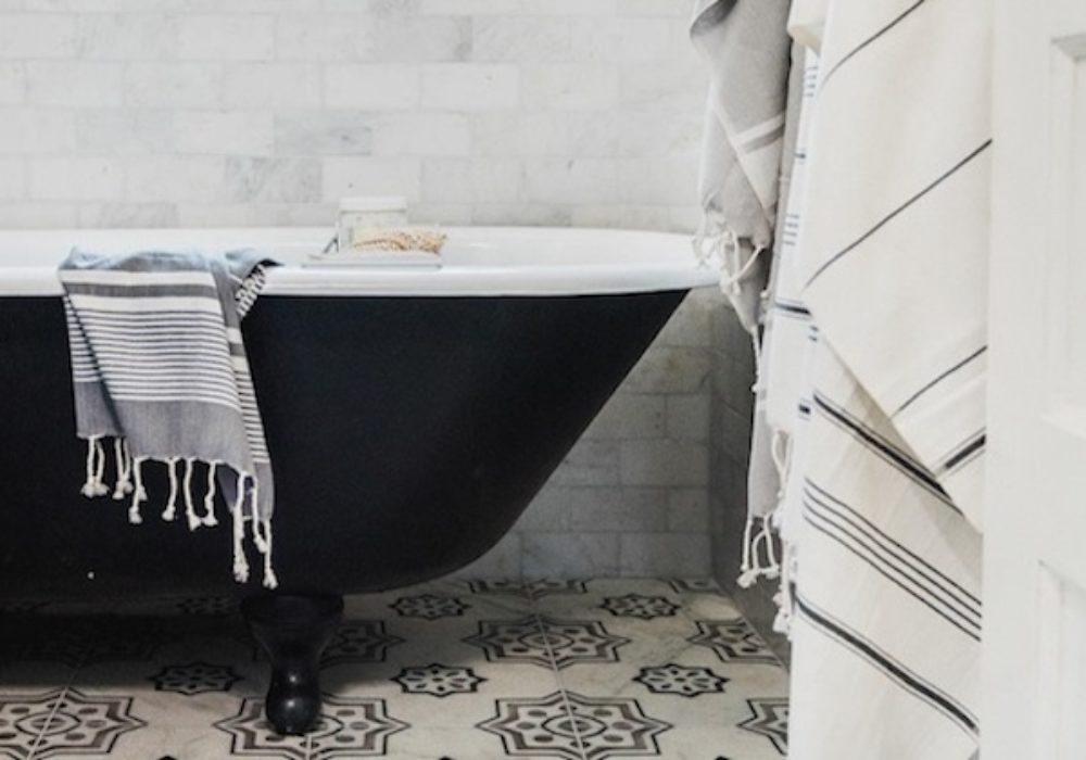 11 Apartment Bathroom Ideas To Steal For Your Space
