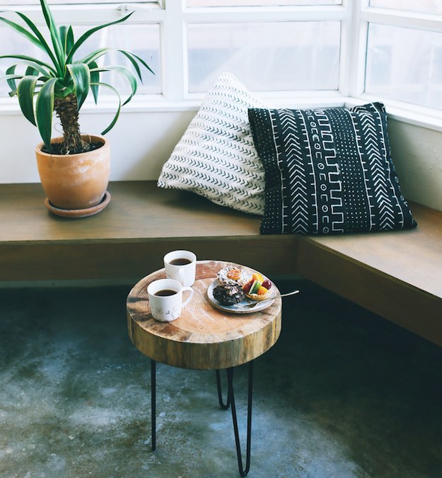 Wood Slice Coffee Table | DIY Coffee Table Ideas For The Budget-Conscious Decorator