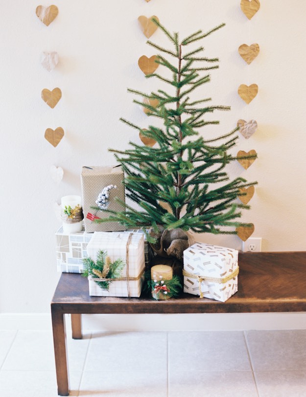 Gift Tables | Festive and Creative Furniture Ideas For The Holidays