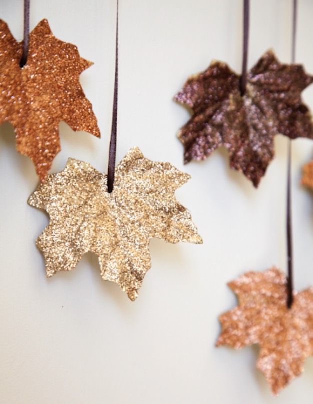 Garlands | No-Fuss Thanksgiving Interior Decorating Ideas To Try This Season