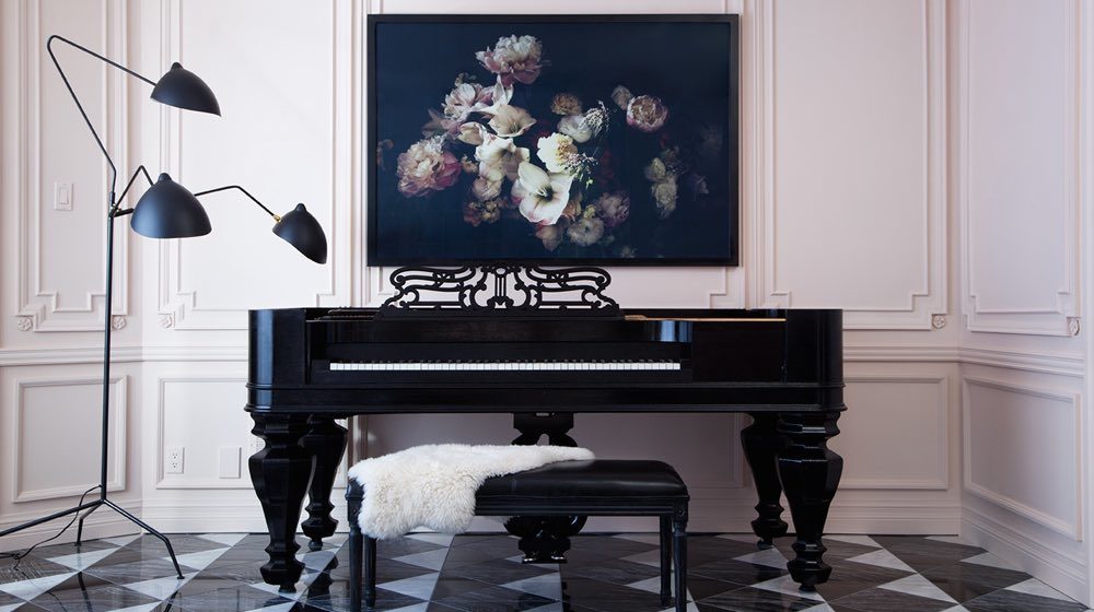 Artsy Living Room Design: Inspiring Ways To Display Art In Your Home
