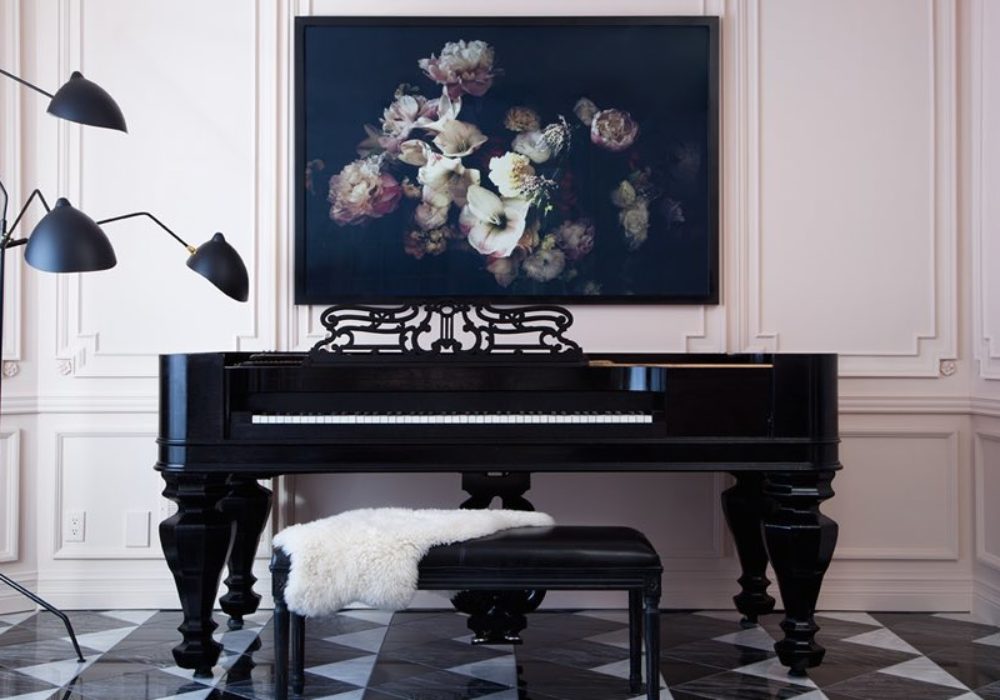 Artsy Living Room Design: Inspiring Ways To Display Art At Home